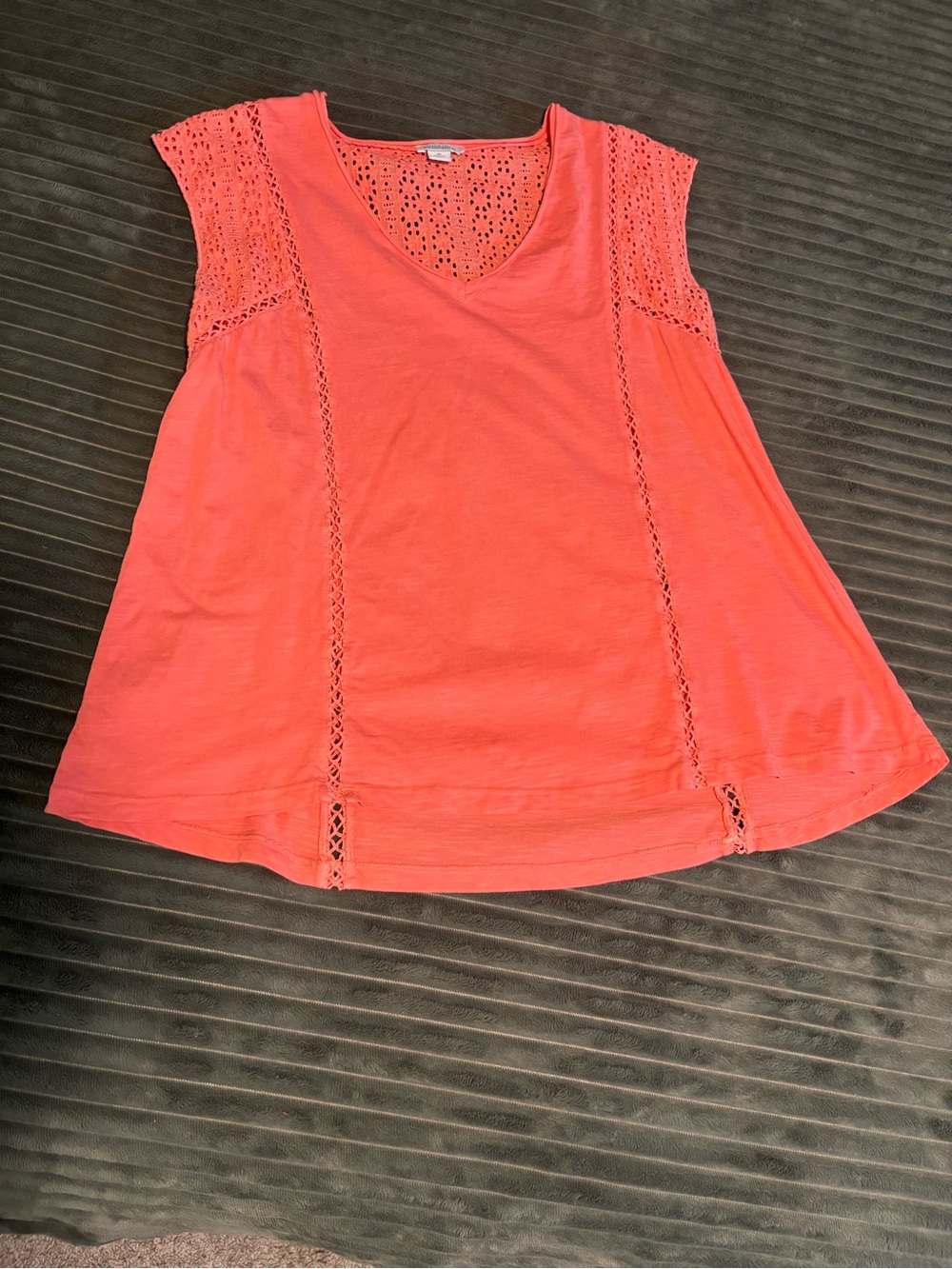 Women's Sundance Coral Crochet-Trim V-Neck Tank Top
